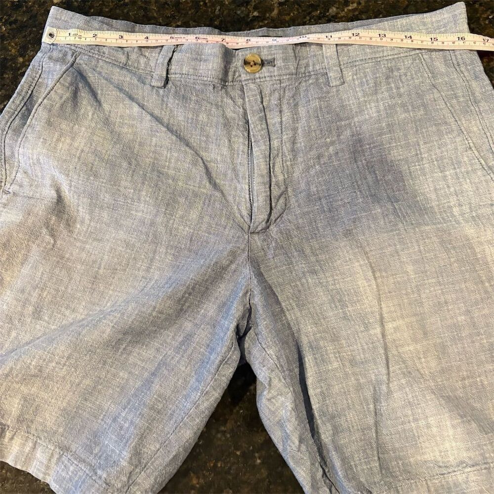 Banana Republic Men's Chambray Chino Shorts Blue Size 32 Casual